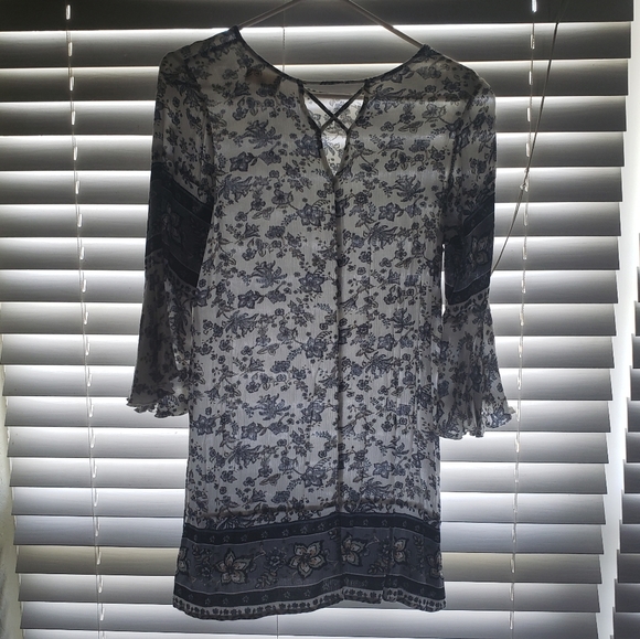 Dress - Picture 2 of 2